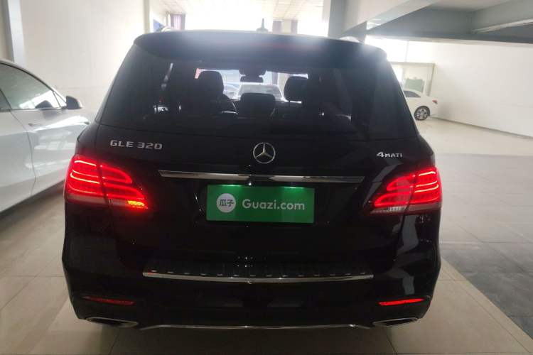 Used Mercedes-Benz GLE 2018 GLE 320 4MATIC Dynamic Edition Collector's Edition Rear