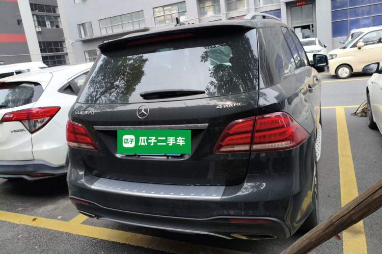 Used Mercedes-Benz GLE 2018 GLE 320 4MATIC Dynamic Edition Collector's Edition Rear