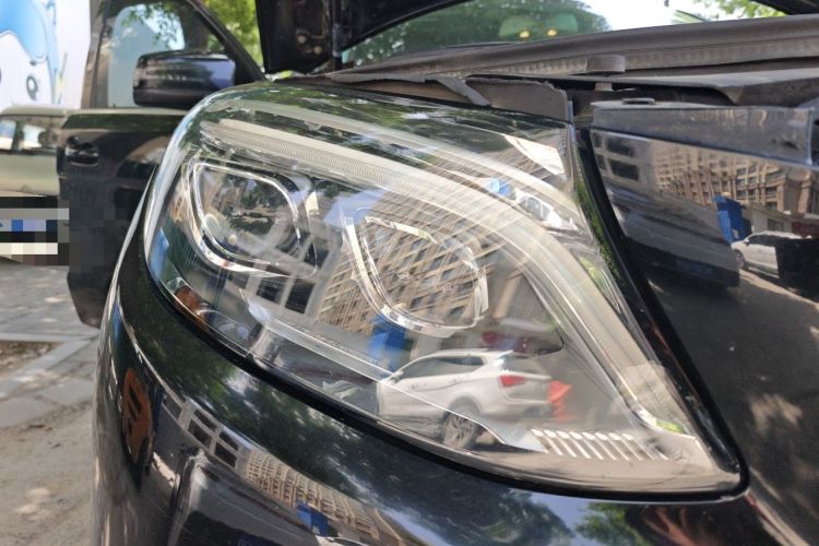 Used Mercedes-Benz GLE 2018 GLE 300 d 4MATIC Right Front Headlight