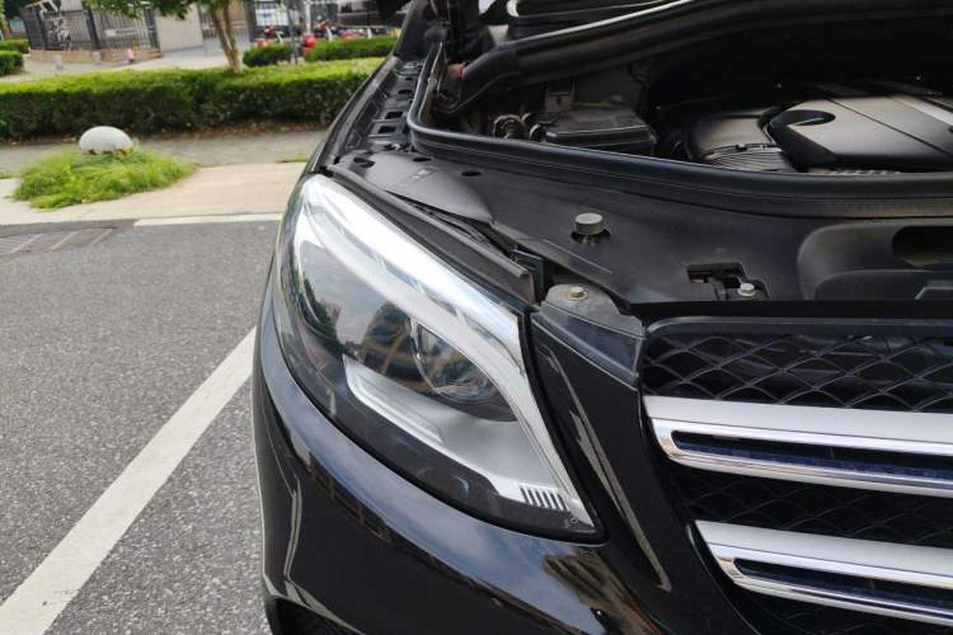 Used Mercedes-Benz GLE 2018 GLE 320 4MATIC Dynamic Edition Collector's Edition Right Front Headlight