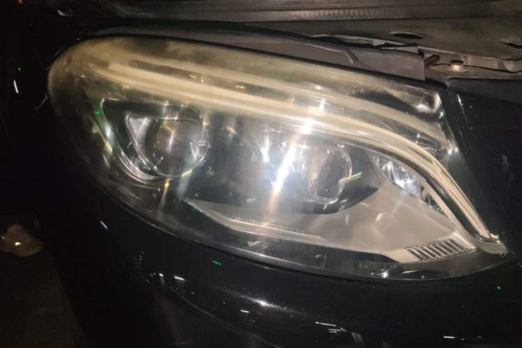 Used Mercedes-Benz GLE 2018 GLE 320 4MATIC Dynamic Edition Collector's Edition Right Front Headlight