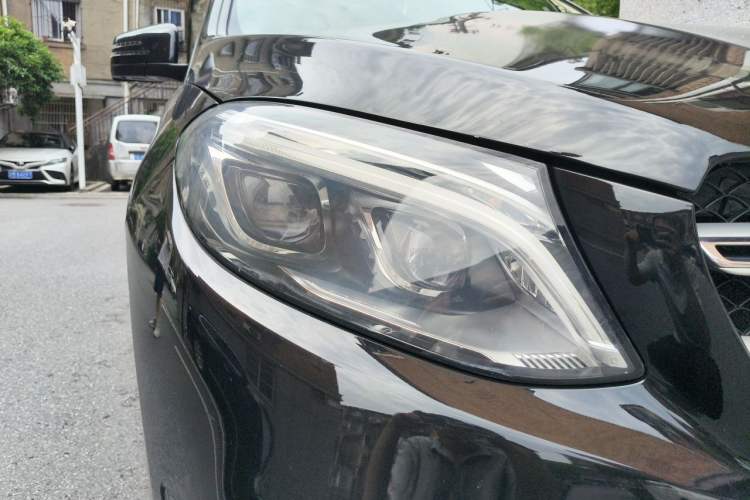 Used Mercedes-Benz GLE 2018 GLE 320 4MATIC Dynamic Edition Collector's Edition Right Front Headlight
