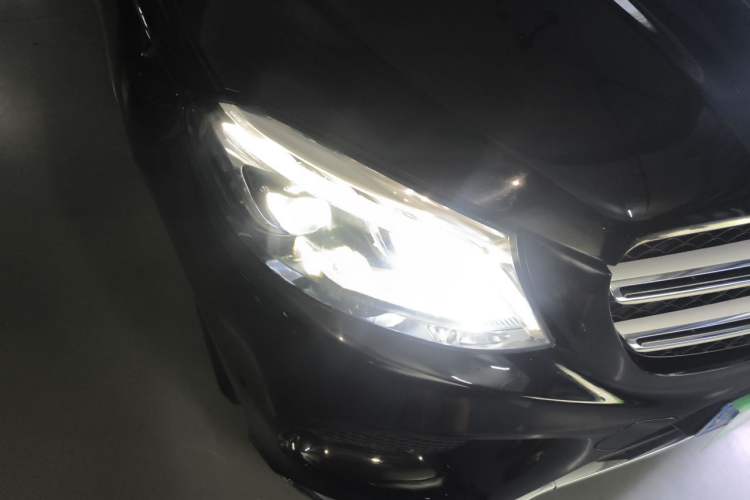 Used Mercedes-Benz GLE 2018 GLE 400 4MATIC Exclusive Edition Right Front Headlight