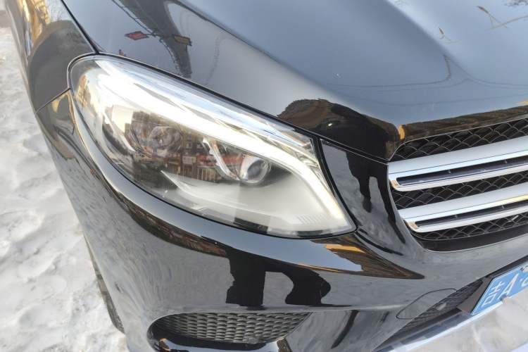 Used Mercedes-Benz GLE 2018 GLE 320 4MATIC Dynamic Edition Collector's Edition Right Front Headlight