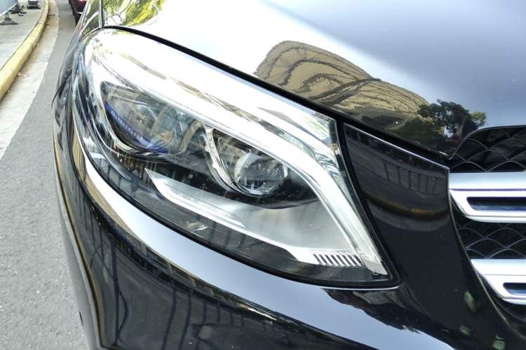 Used Mercedes-Benz GLE 2018 GLE 320 4MATIC Dynamic Edition Collector's Edition Right Front Headlight