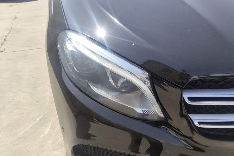 Used Mercedes-Benz GLE 2018 GLE 320 4MATIC Dynamic Edition Collector's Edition Right Front Headlight