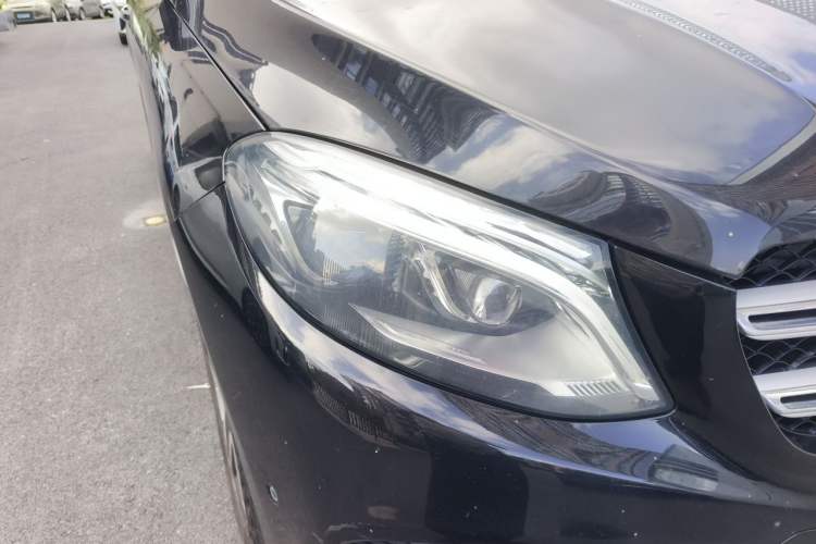 Used Mercedes-Benz GLE 2018 GLE 400 4MATIC Exclusive Edition Right Front Headlight