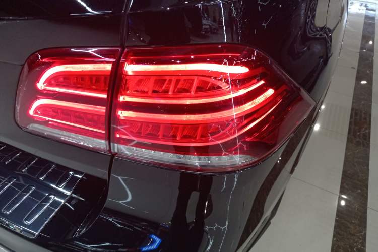 Used Mercedes-Benz GLE 2018 GLE 320 4MATIC Dynamic Edition Collector's Edition Right Rear Taillight