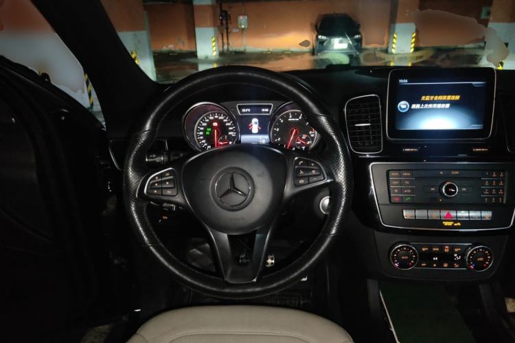 Used Mercedes-Benz GLE  Steering Wheel
