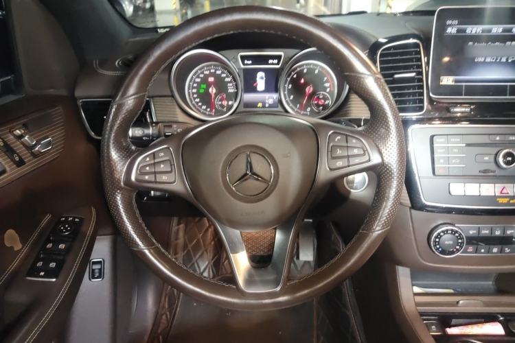 Used Mercedes-Benz GLE 2018 GLE 400 4MATIC Exclusive Edition Steering Wheel