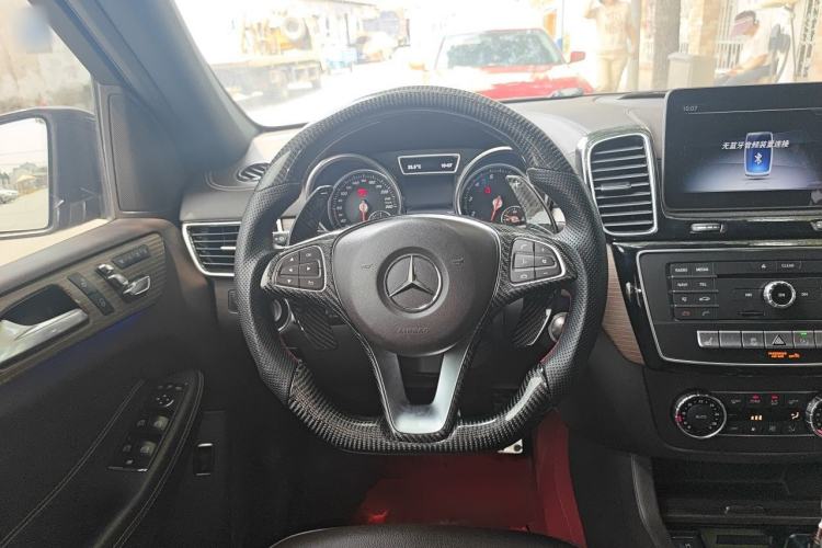 Used Mercedes-Benz GLE 2018 GLE 400 4MATIC Exclusive Edition Steering Wheel