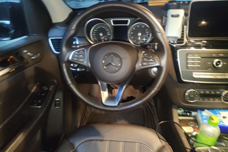 Used Mercedes-Benz GLE 2018 GLE 400 4MATIC Exclusive Edition Steering Wheel