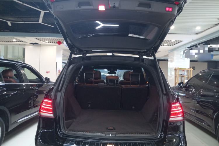 Used Mercedes-Benz GLE 2018 GLE 320 4MATIC Dynamic Edition Collector's Edition Trunk
