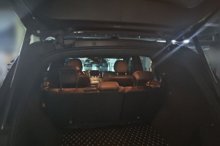 Used Mercedes-Benz GLE 2018 GLE 320 4MATIC Dynamic Edition Collector's Edition Trunk