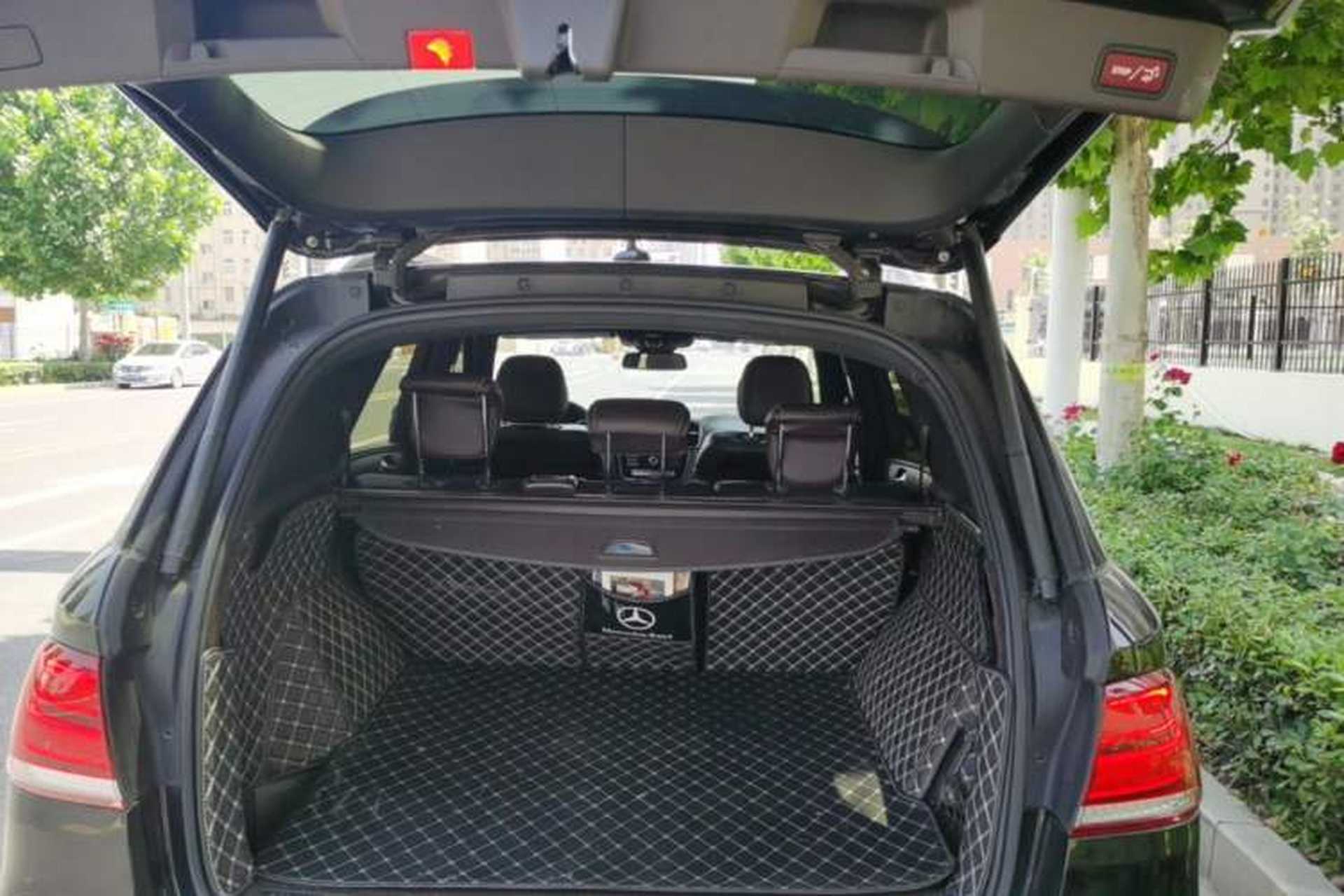 Used Mercedes-Benz GLE 2018 GLE 320 4MATIC Dynamic Edition Collector's Edition Trunk