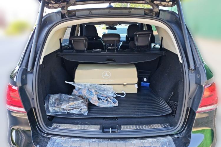 Used Mercedes-Benz GLE 2018 GLE 320 4MATIC Dynamic Edition Collector's Edition Trunk