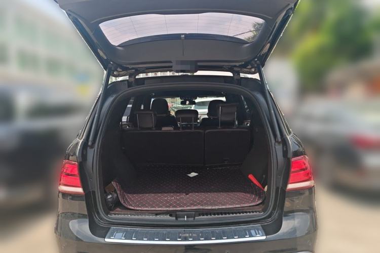 Used Mercedes-Benz GLE 2018 GLE 320 4MATIC Dynamic Edition Collector's Edition Trunk