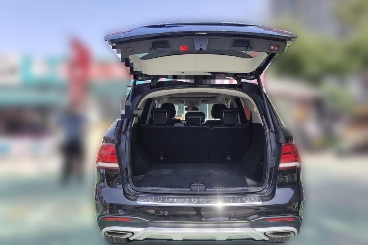 Used Mercedes-Benz GLE 2018 GLE 320 4MATIC Luxury Collection Edition Trunk