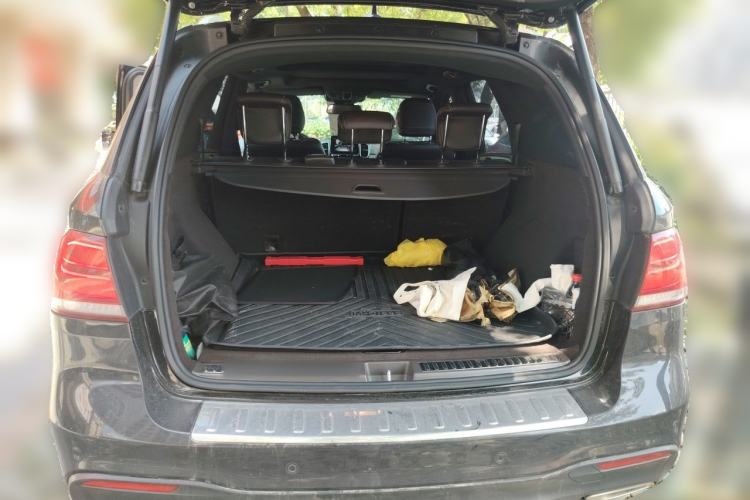 Used Mercedes-Benz GLE 2018 GLE 320 4MATIC Dynamic Edition Collector's Edition Trunk