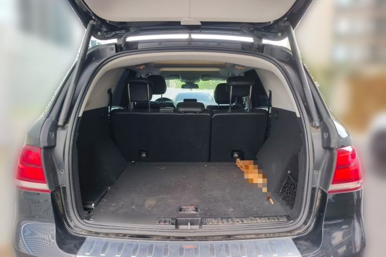 Used Mercedes-Benz GLE 2018 GLE 400 4MATIC Exclusive Edition Trunk
