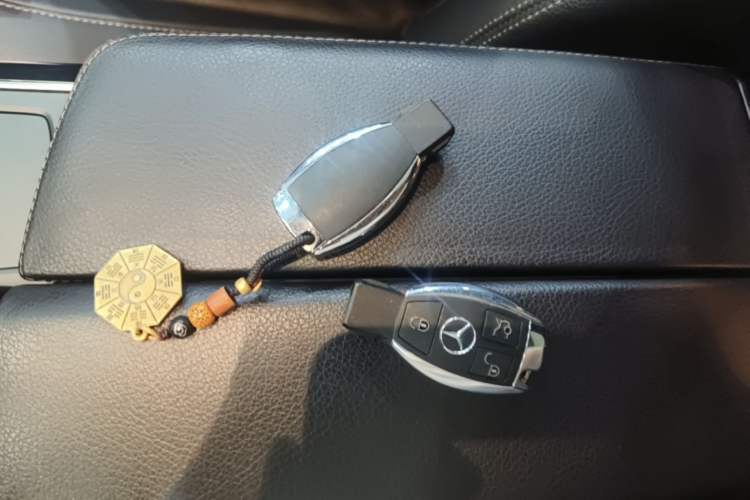 Used Mercedes-Benz GLE 2018 GLE 320 4MATIC Dynamic Edition Collector's Edition Vehicle Key