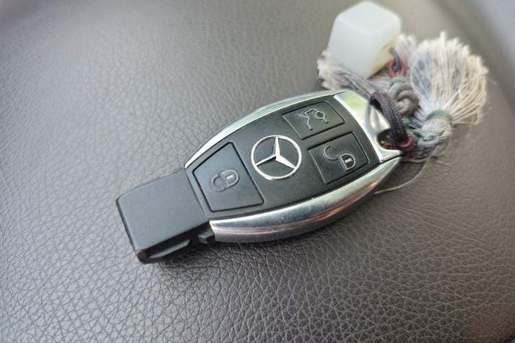 Used Mercedes-Benz GLE 2018 GLE 300 d 4MATIC Vehicle Key