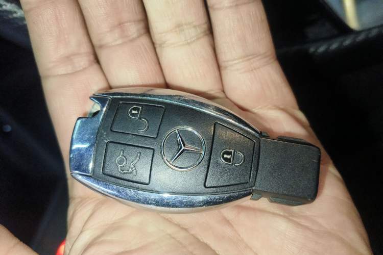 Used Mercedes-Benz GLE 2018 GLE 400 4MATIC Exclusive Edition Vehicle Key