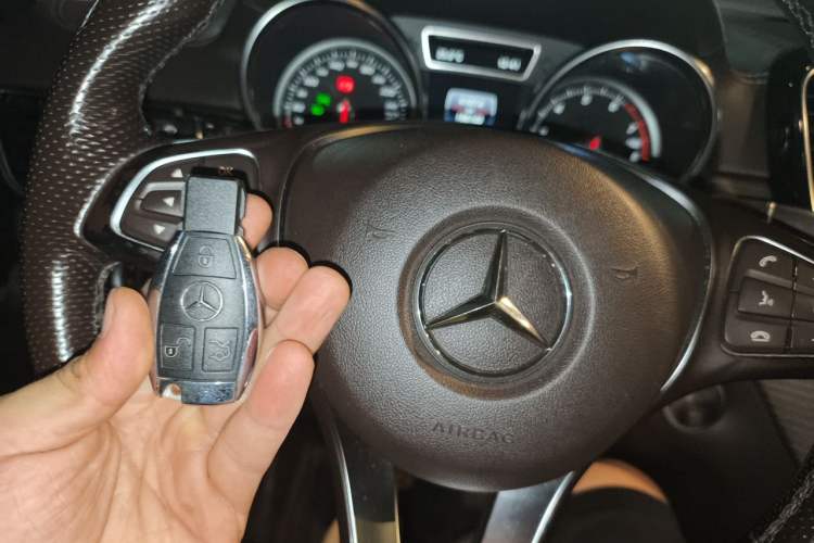 Used Mercedes-Benz GLE 2018 GLE 320 4MATIC Dynamic Edition Collector's Edition Vehicle Key