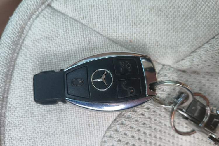 Used Mercedes-Benz GLE 2018 GLE 320 4MATIC Dynamic Edition Collector's Edition Vehicle Key