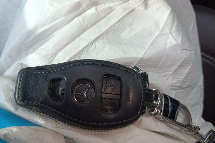 Used Mercedes-Benz GLE 2018 GLE 320 4MATIC Dynamic Edition Collector's Edition Vehicle Key