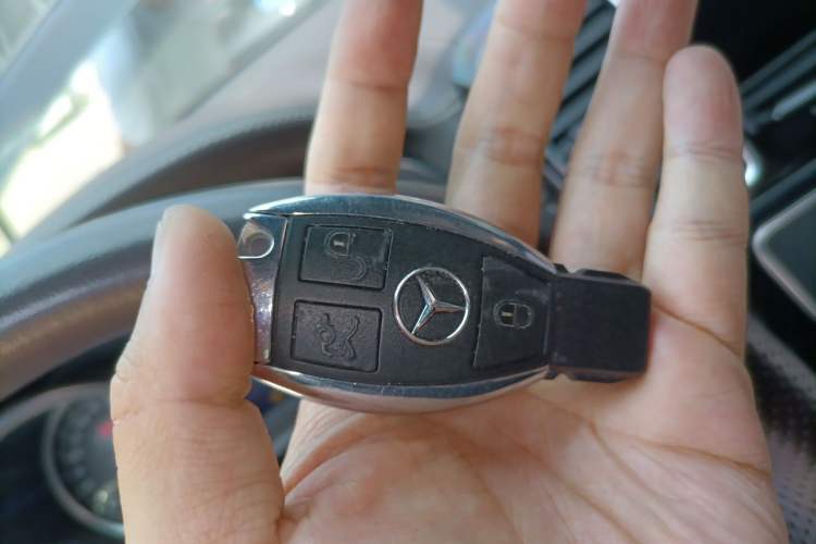 Used Mercedes-Benz GLE 2018 GLE 320 4MATIC Luxury Collection Edition Vehicle Key