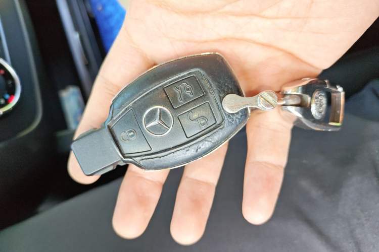 Used Mercedes-Benz GLE 2018 GLE 320 4MATIC Dynamic Edition Collector's Edition Vehicle Key