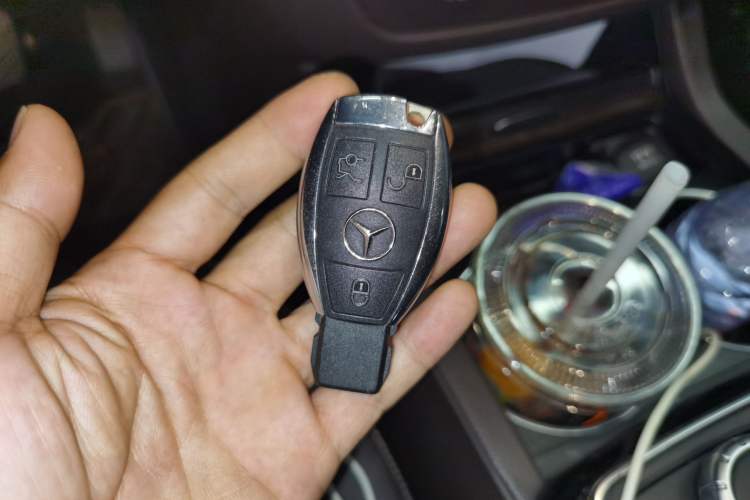 Used Mercedes-Benz GLE 2018 GLE 320 4MATIC Dynamic Edition Collector's Edition Vehicle Key