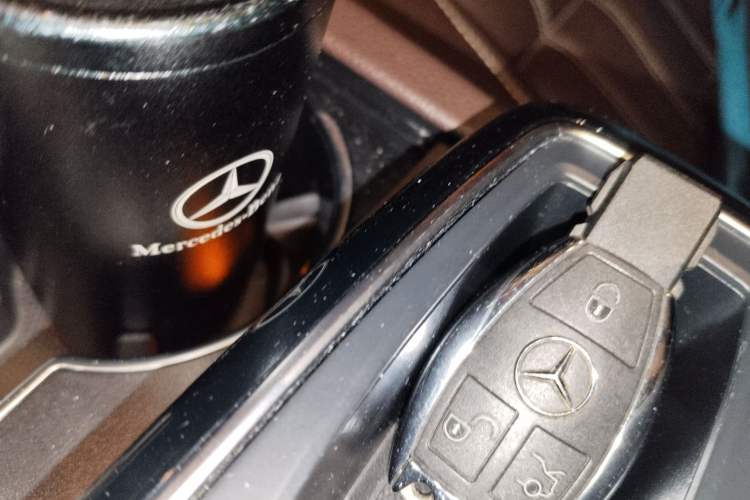 Used Mercedes-Benz GLE 2018 GLE 320 4MATIC Dynamic Edition Collector's Edition Vehicle Key