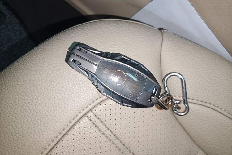 Used Mercedes-Benz GLE 2018 GLE 320 4MATIC Dynamic Edition Collector's Edition Vehicle Key