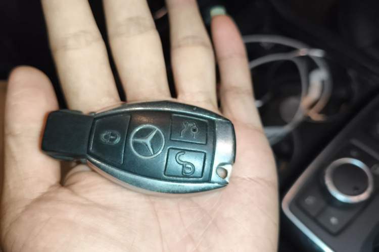 Used Mercedes-Benz GLE 2018 GLE 320 4MATIC Dynamic Edition Collector's Edition Vehicle Key