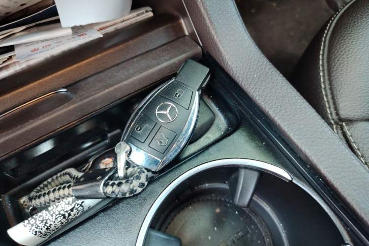 Used Mercedes-Benz GLE 2018 GLE 320 4MATIC Dynamic Edition Collector's Edition Vehicle Key