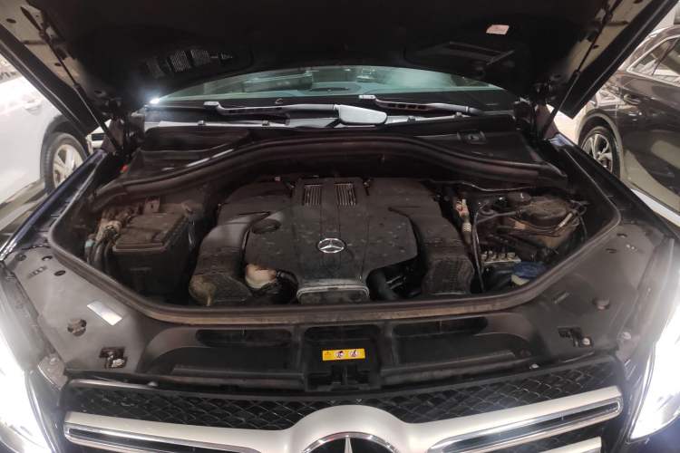 Used Mercedes-Benz GLE 2018 GLE 320 4MATIC Dynamic Edition Collector's Edition Engine Bay