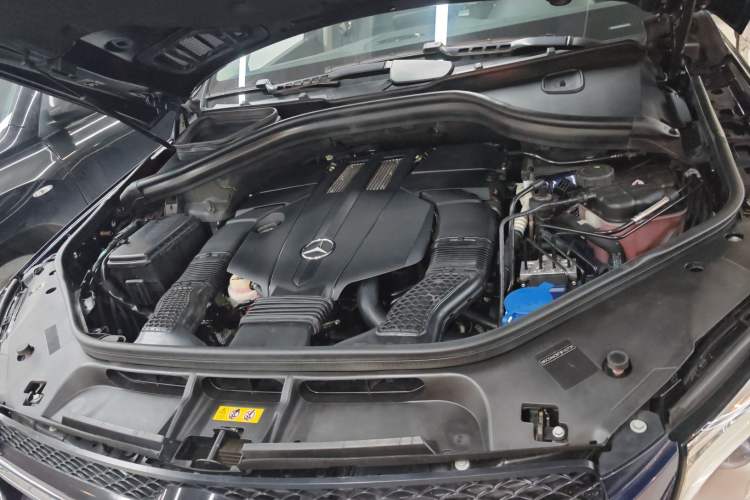 Used Mercedes-Benz GLE 2018 GLE 320 4MATIC Dynamic Edition Collector's Edition Engine Bay