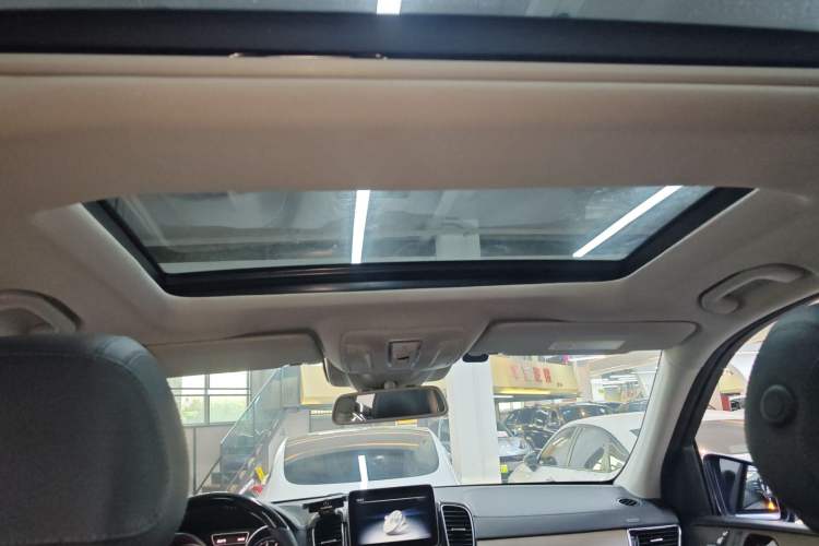 Used Mercedes-Benz GLE 2018 GLE 320 4MATIC Dynamic Edition Collector's Edition Headliner