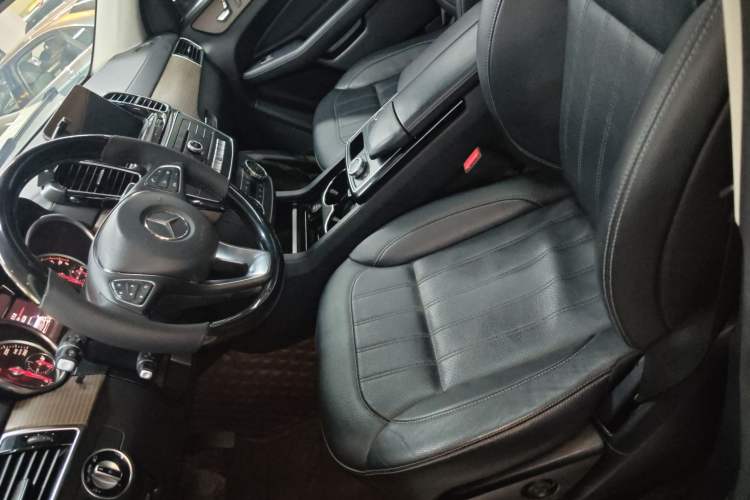 Used Mercedes-Benz GLE 2018 GLE 320 4MATIC Dynamic Edition Collector's Edition Left Front Seat