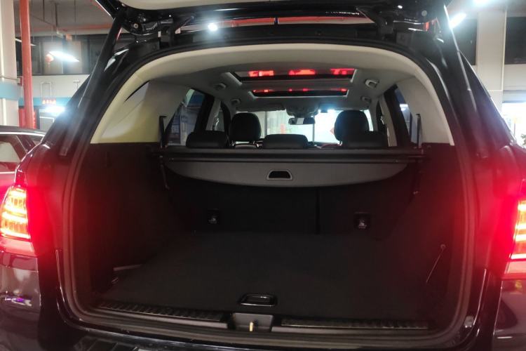 Used Mercedes-Benz GLE 2018 GLE 320 4MATIC Dynamic Edition Collector's Edition Trunk