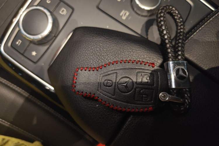 Used Mercedes-Benz GLE 2018 GLE 320 4MATIC Dynamic Edition Collector's Edition Vehicle Key
