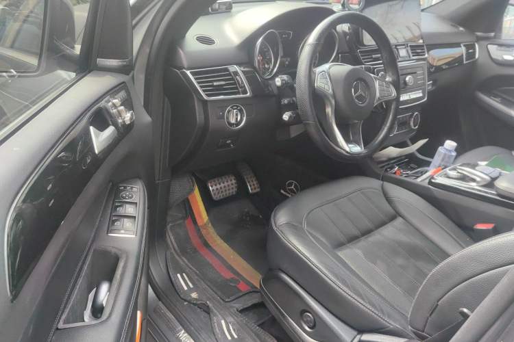 Used Mercedes-Benz GLE 2018 GLE 400 4MATIC Exclusive Edition Driver Seat