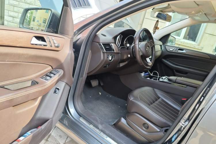 Used Mercedes-Benz GLE 2018 GLE 320 4MATIC Dynamic Edition Collector's Edition Driver Seat
