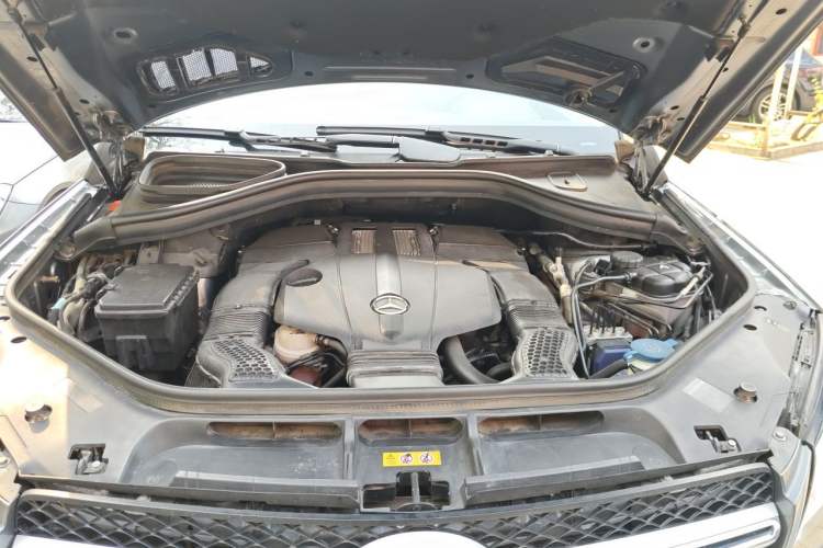Used Mercedes-Benz GLE 2018 GLE 320 4MATIC Dynamic Edition Collector's Edition Engine Bay