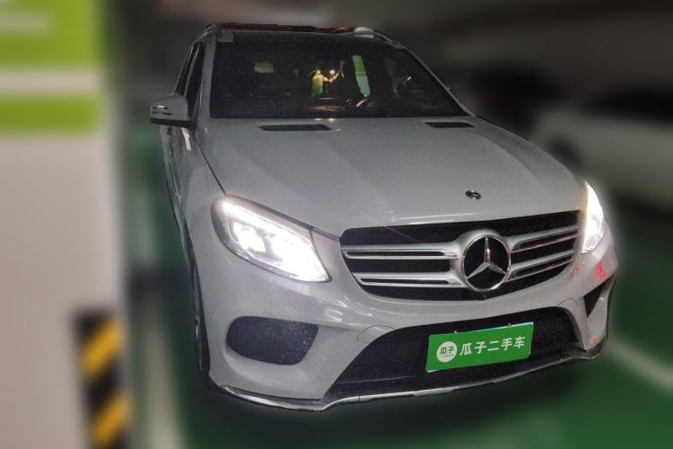 Used Mercedes-Benz GLE 2018 GLE 320 4MATIC Dynamic Edition Collector's Edition Front Right 45 Deg