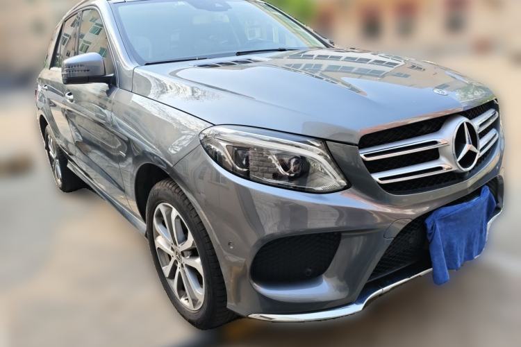 Used Mercedes-Benz GLE 2018 GLE 320 4MATIC Dynamic Edition Collector's Edition Front Right 45 Deg