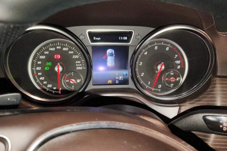 Used Mercedes-Benz GLE 2018 GLE 320 4MATIC Dynamic Edition Collector's Edition Instrument Cluster