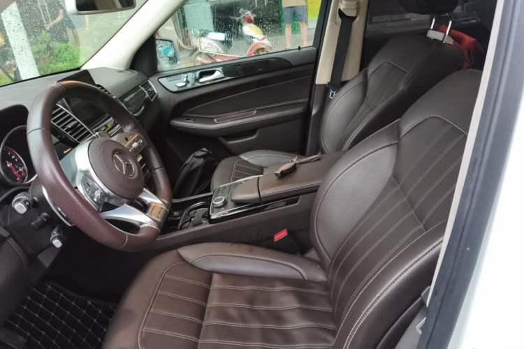 Used Mercedes-Benz GLE  Left Front Seat